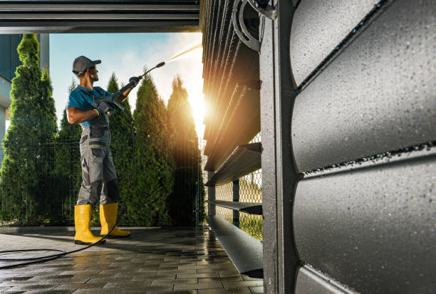 Best Roof Power Washing Services  in North Syracuse, NY